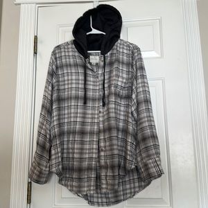 American Eagle women’s size large flannel hooded button up long sleeve
